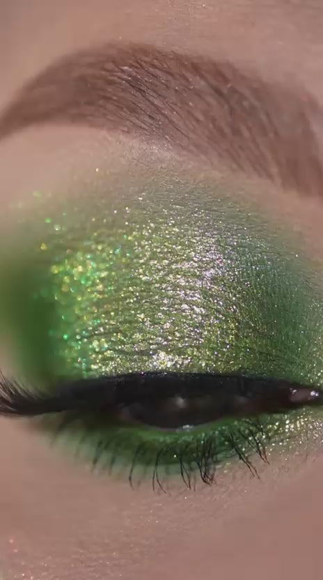 Load video: Crown Legacy | Glaminatrix X Monolith