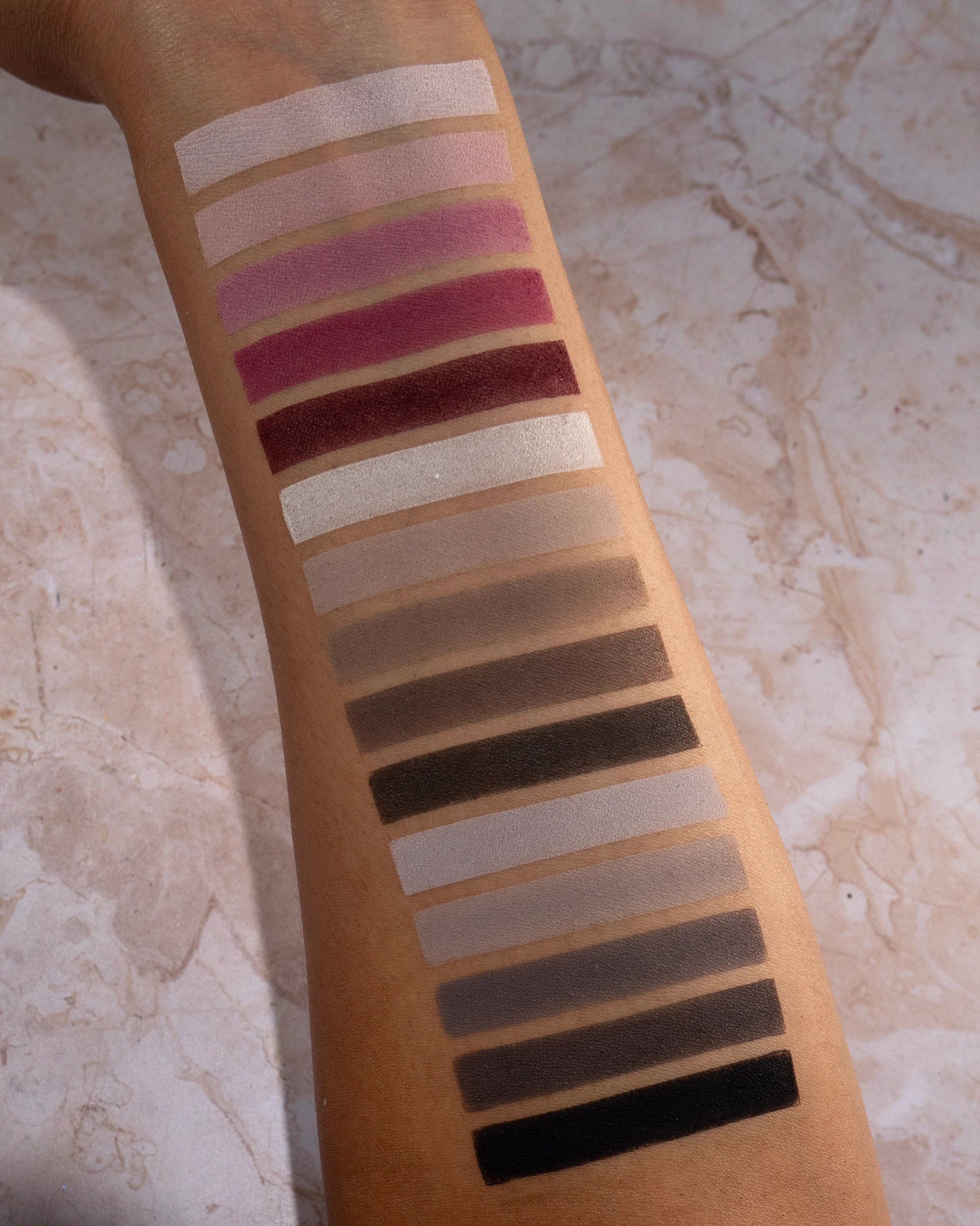 Ellis V2: 30 Pan Matte Palette