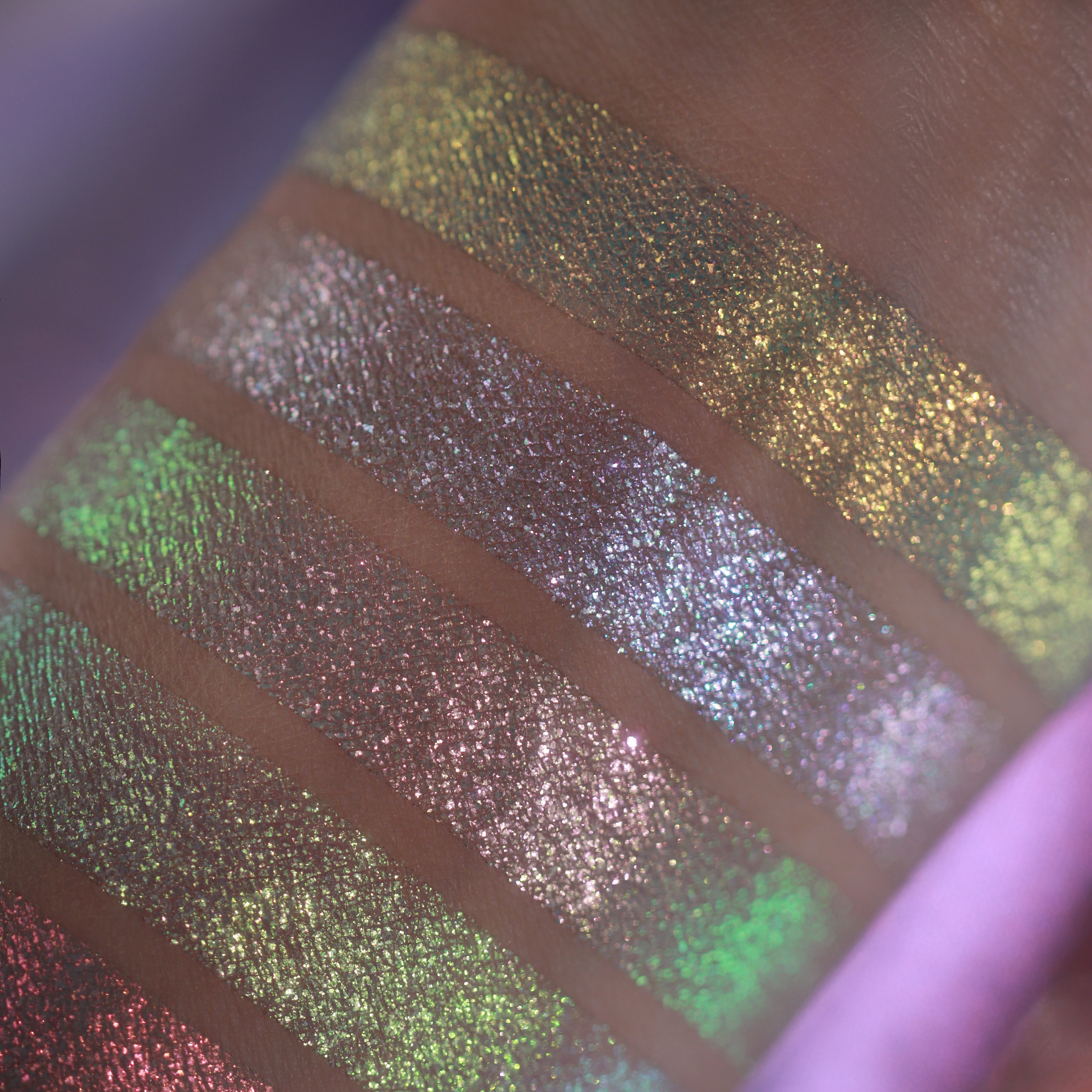 On Topper the World Palette