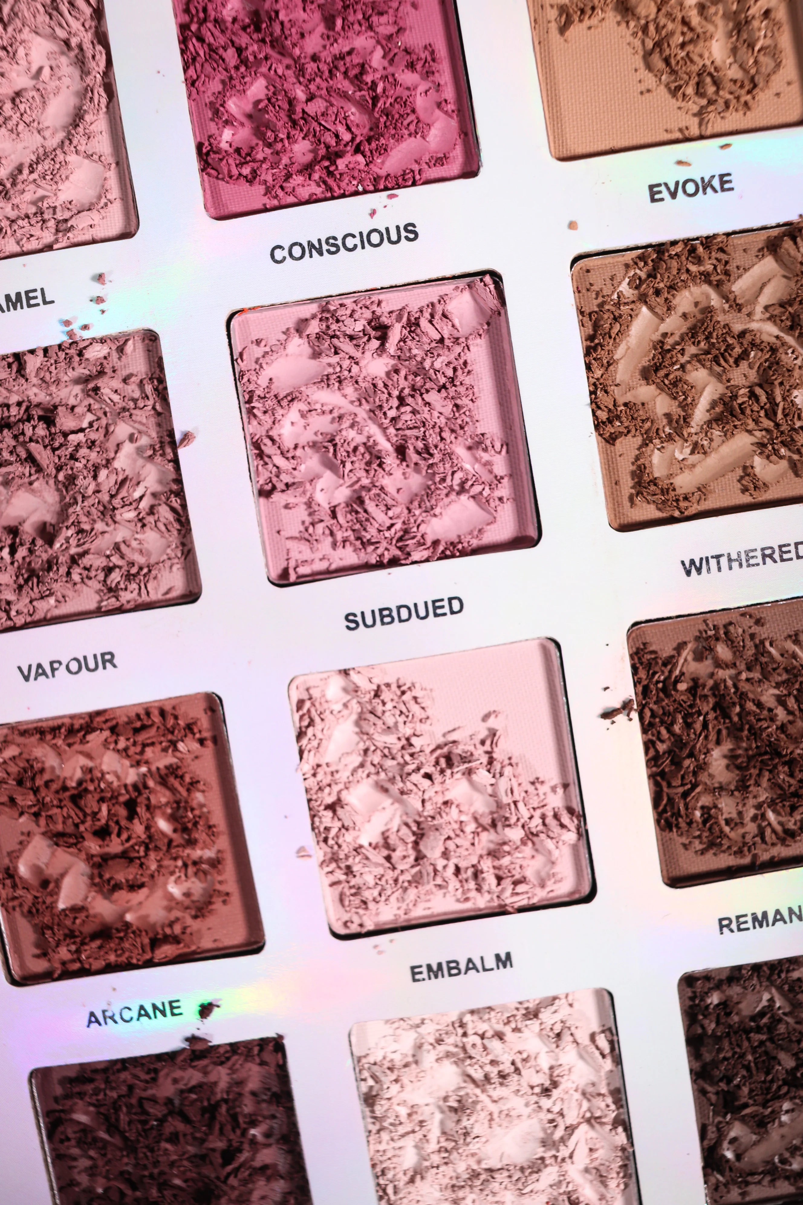 Ellis V2: 30 Pan Matte Palette