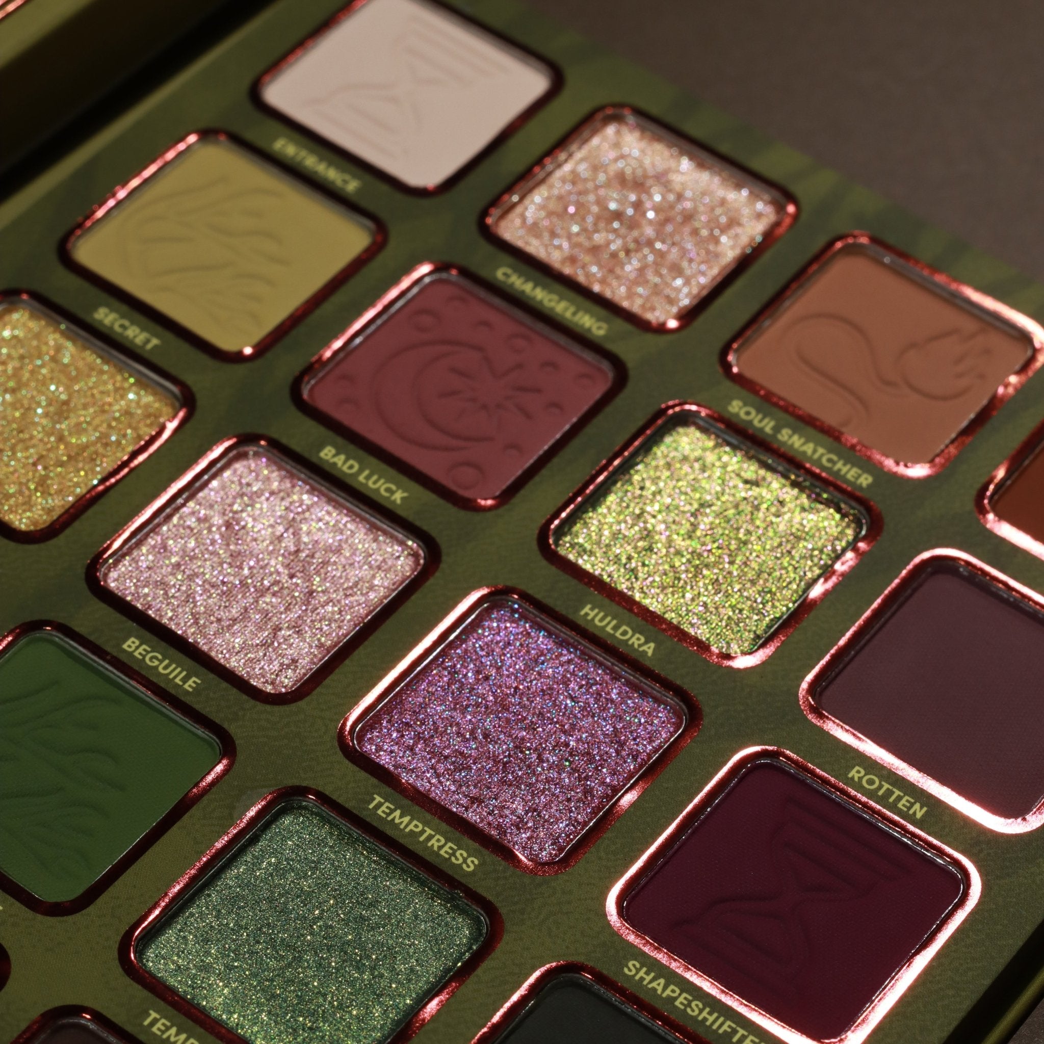Huldra Eyeshadow Palette