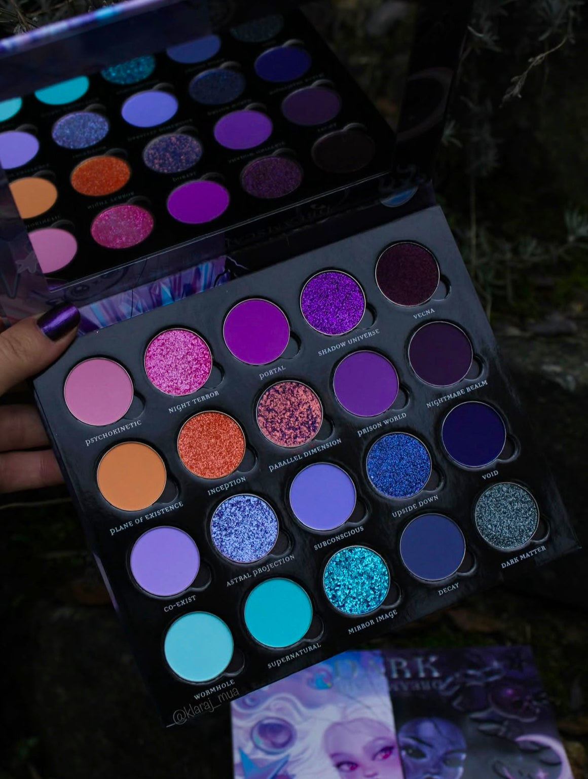 Dark Dreamscape Magnetic Palette