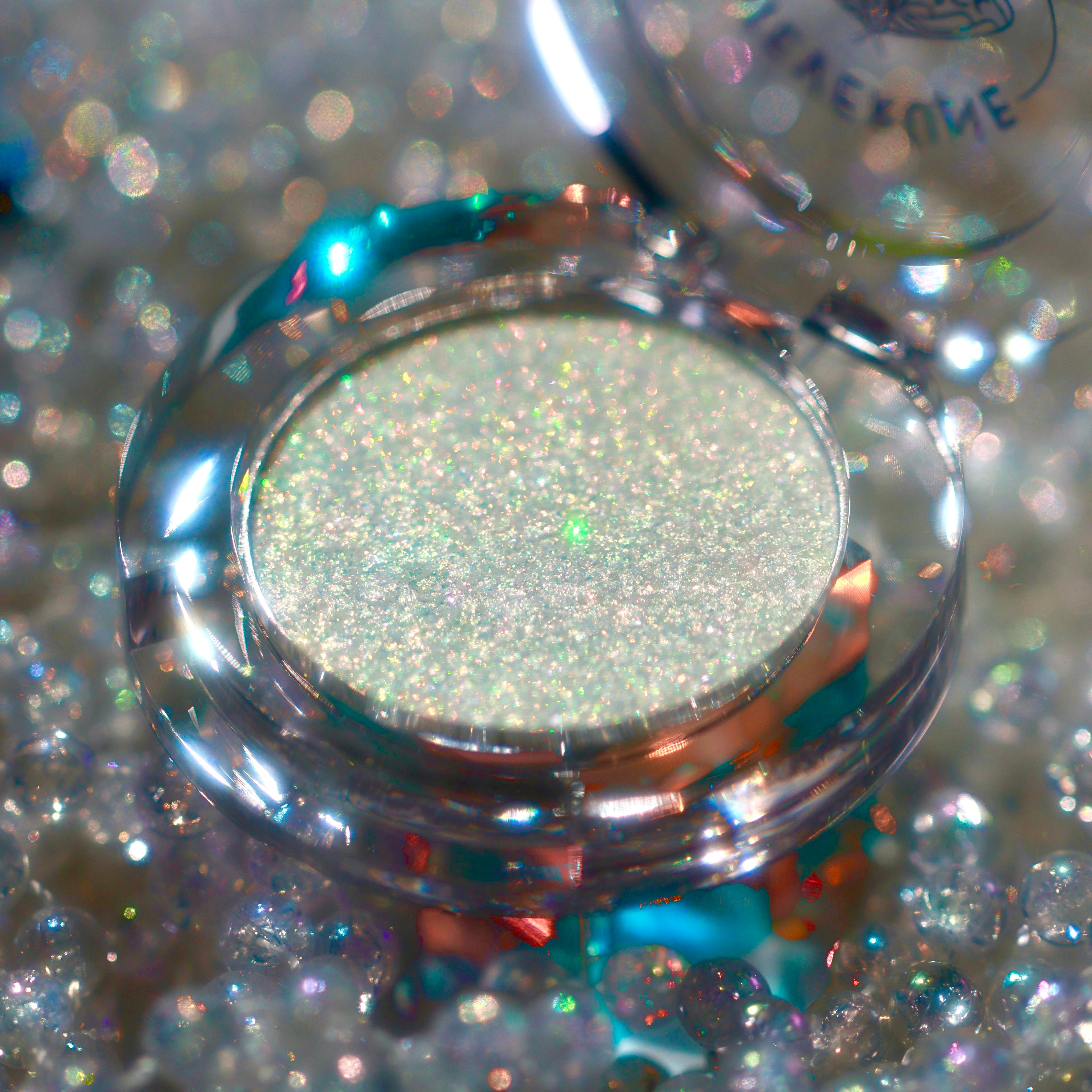 Moonbow Highlighter
