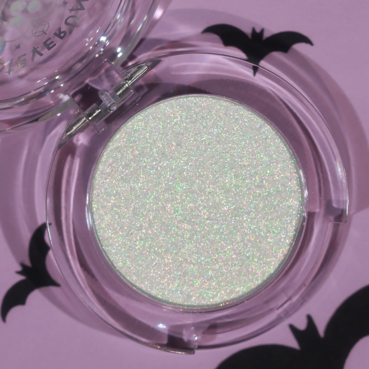"Ghostie Glimmer" Highlighter