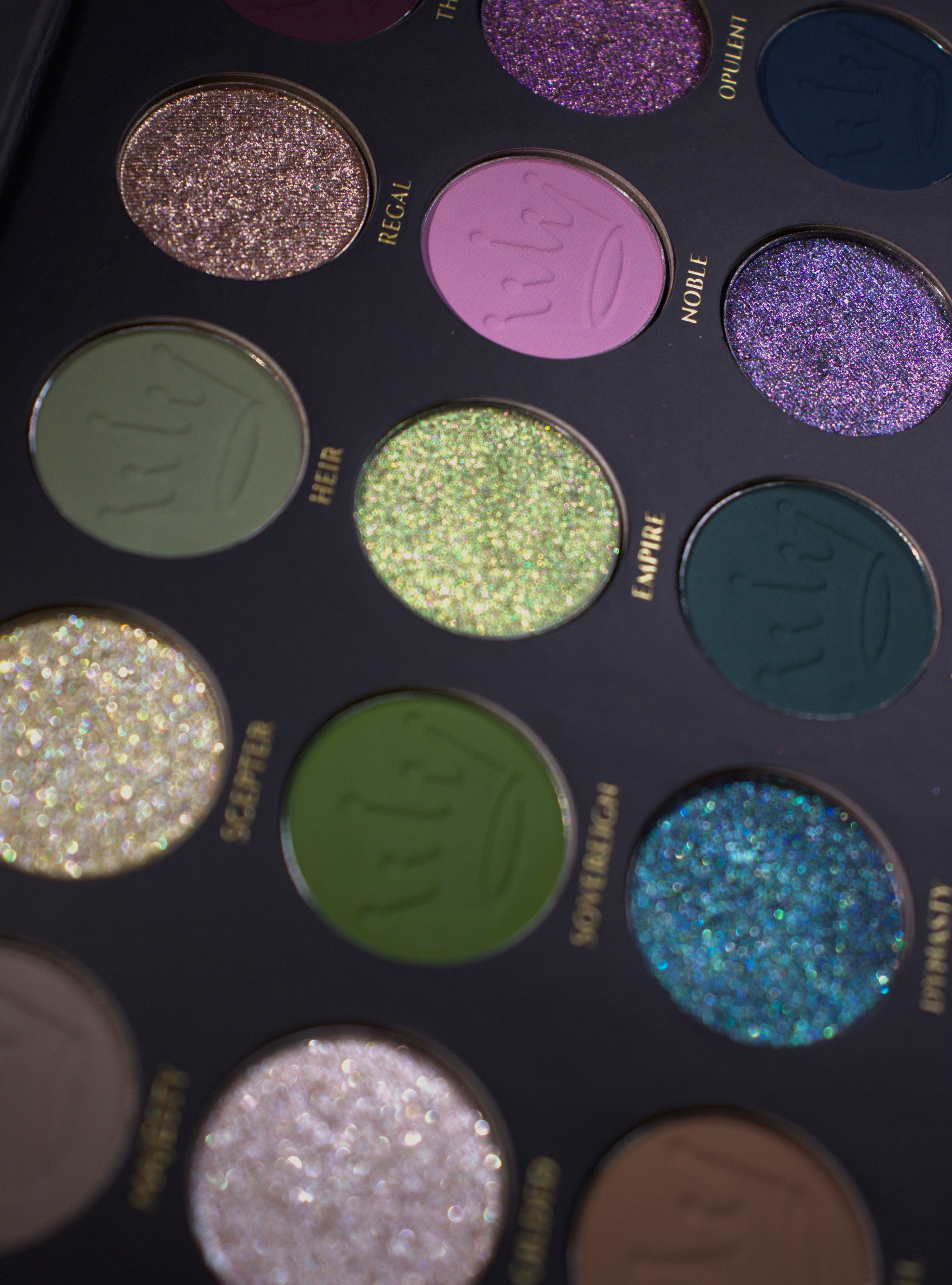 Crown Legacy | Glaminatrix X Monolith | Limited Edition