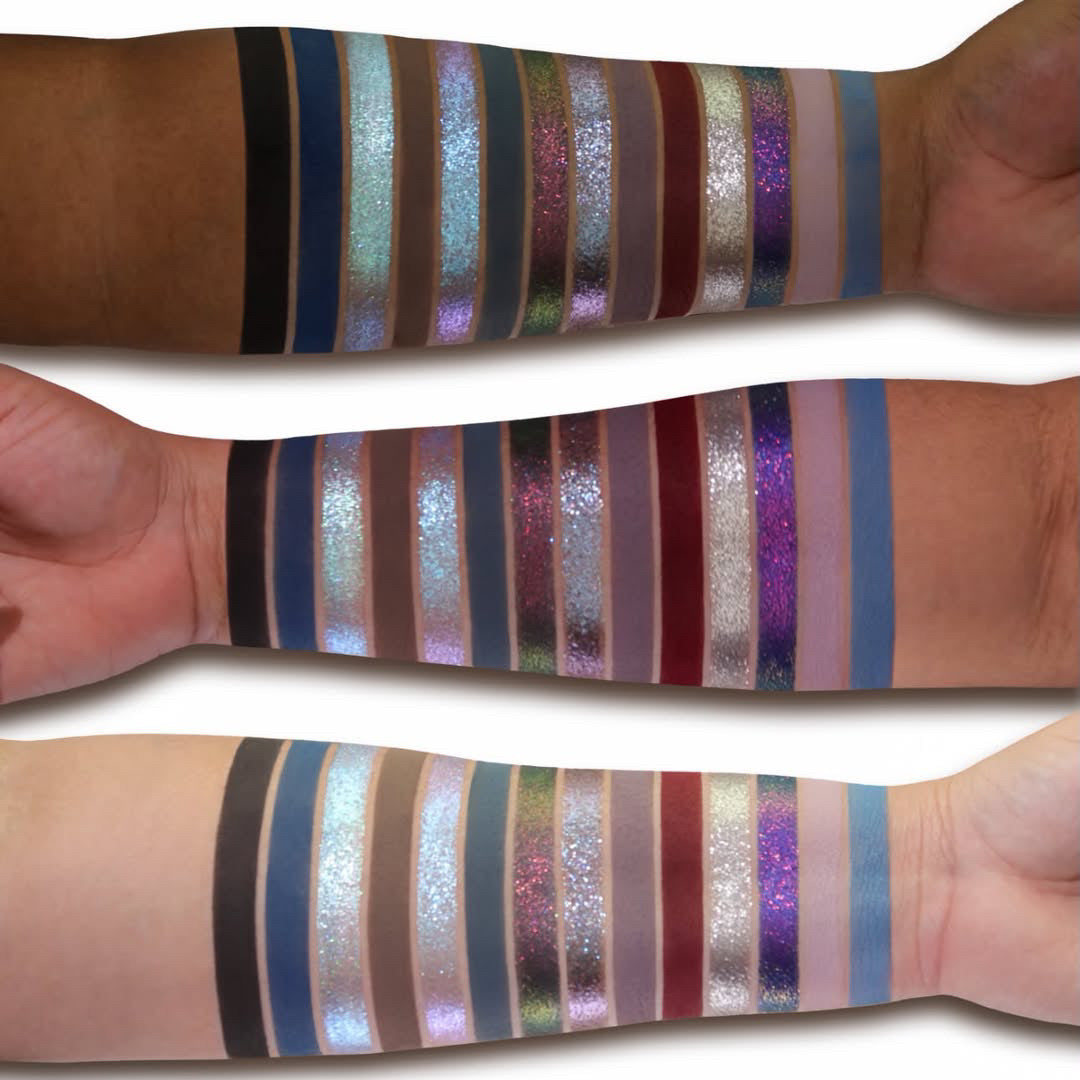 "Haunted" Eyeshadow Palette