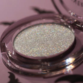 "Ghostie Glimmer" Highlighter