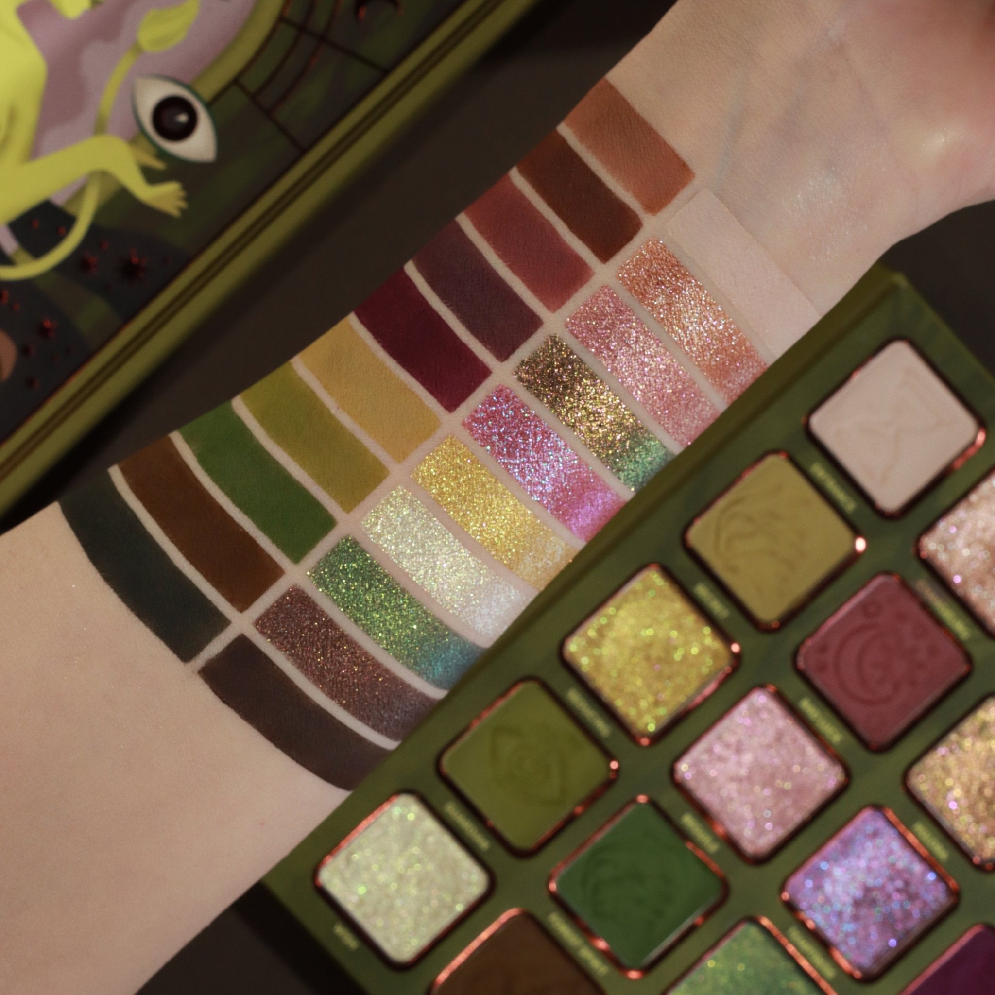 Huldra Eyeshadow Palette