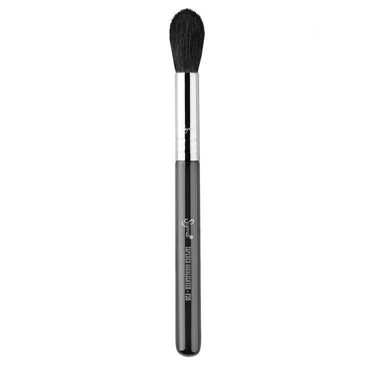 F35 Tapered Highlighter Brush