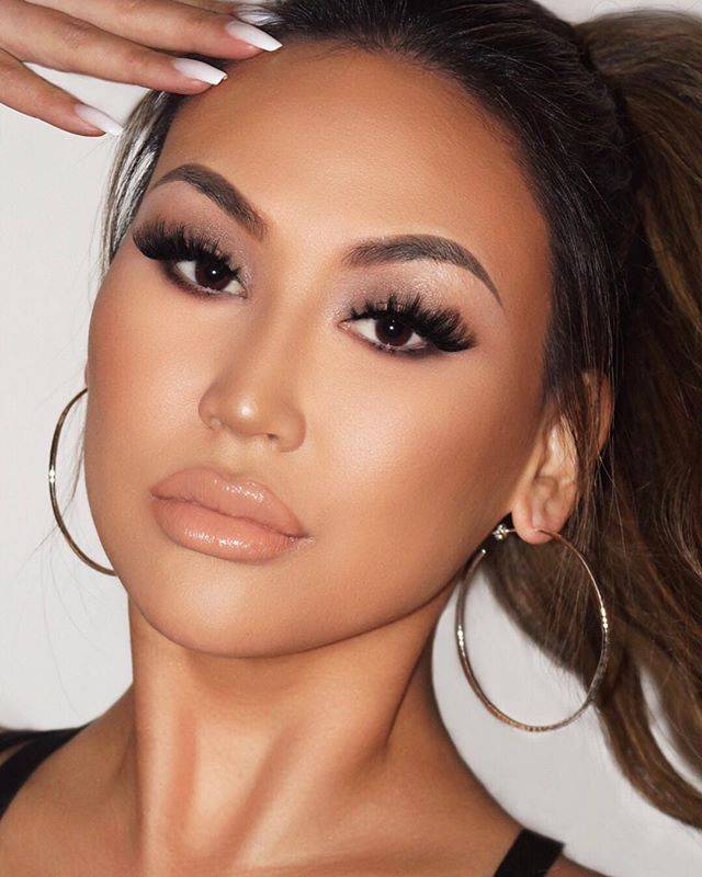 Day to Night by Dorothy Wang Kit