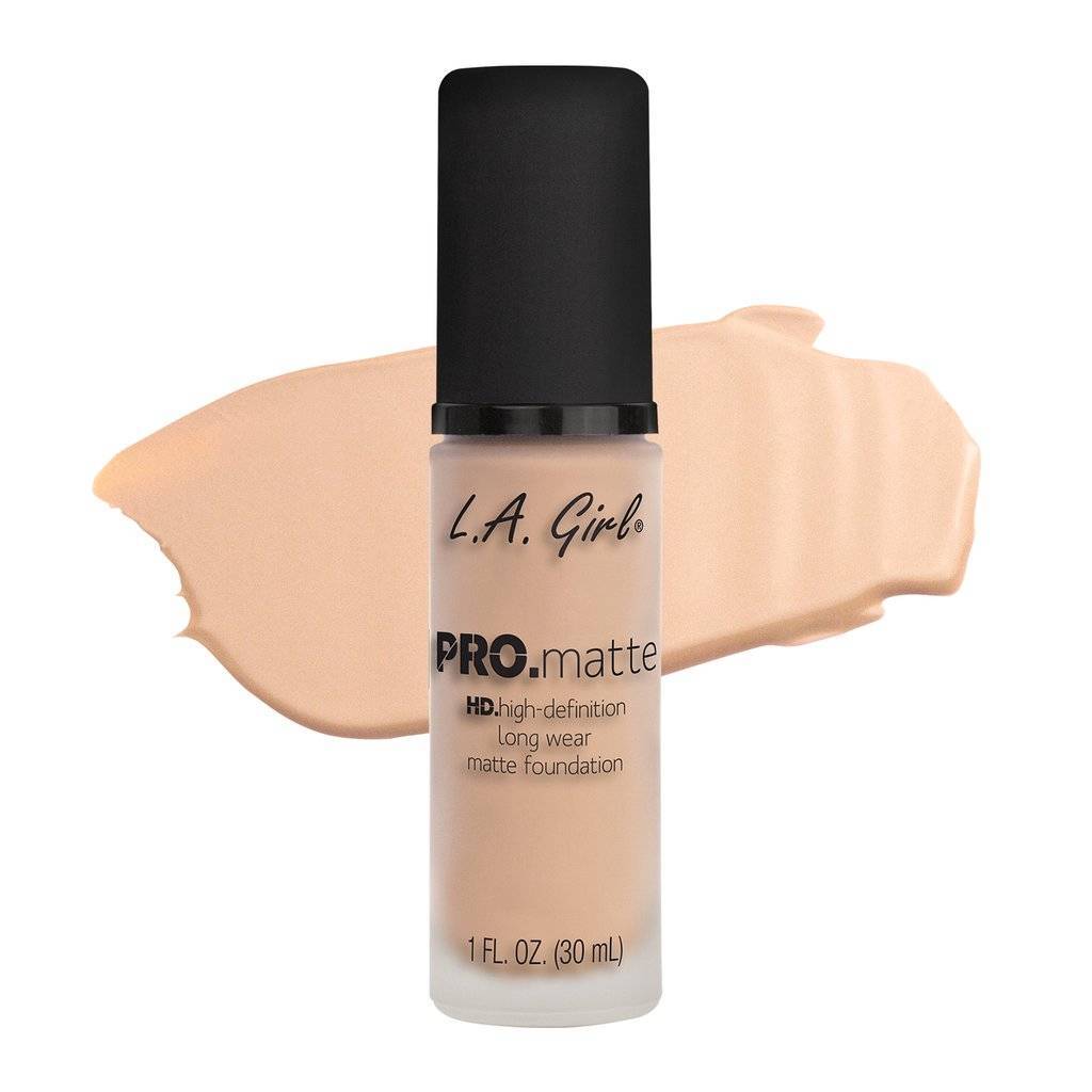 PRO Matte Foundation - Porcelain