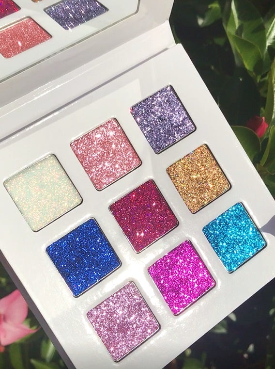 The Queen Pressed Glitter Palette