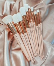 Full brush set & makeup bag