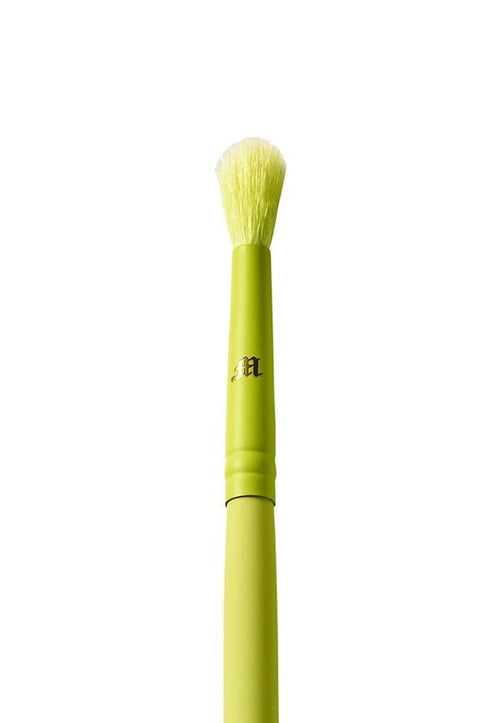 ME1 Brush Eye Definer