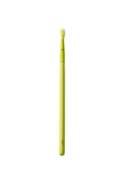 ME2 Brush Tiny Eye Definer