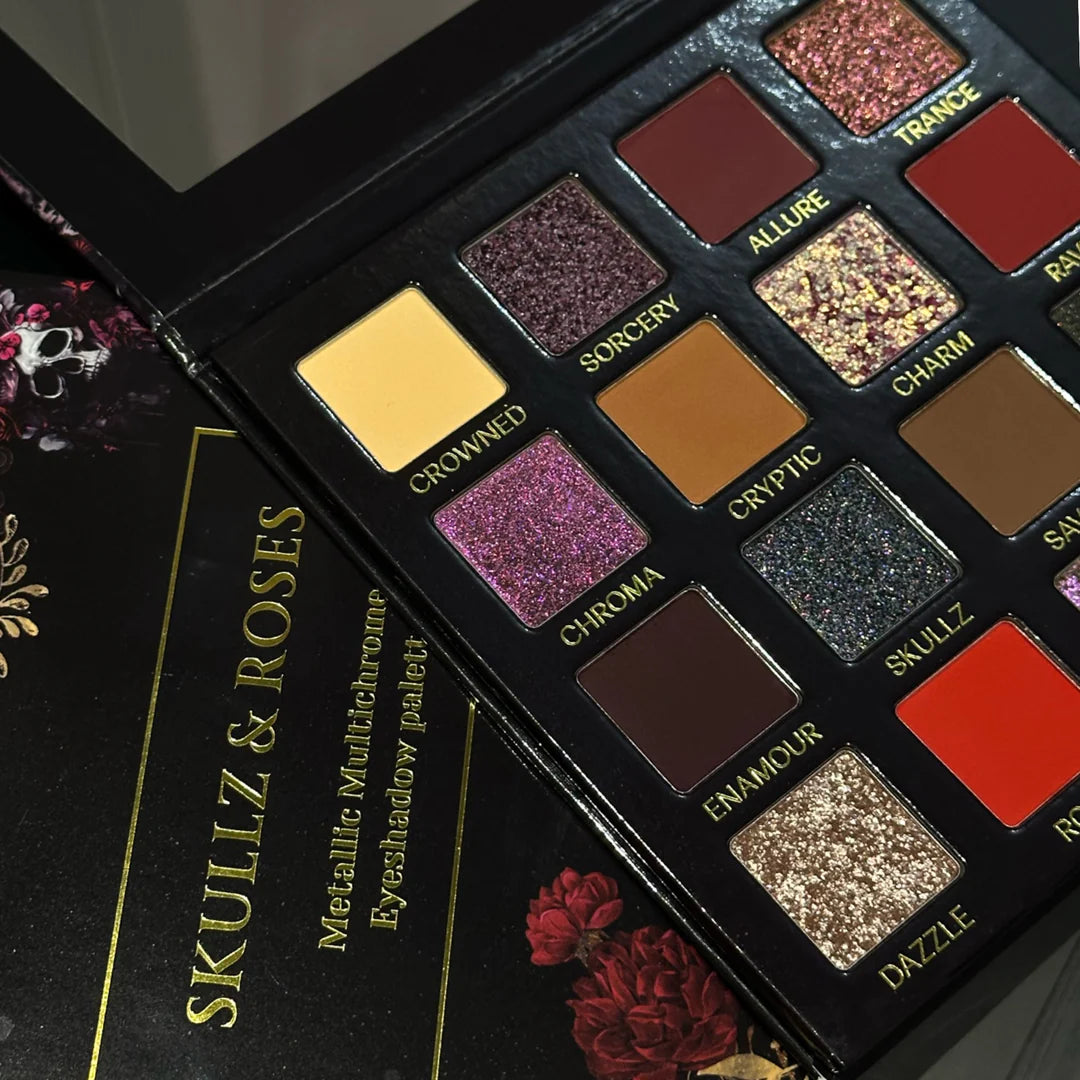 Skullz & Roses Eyeshadow Palette