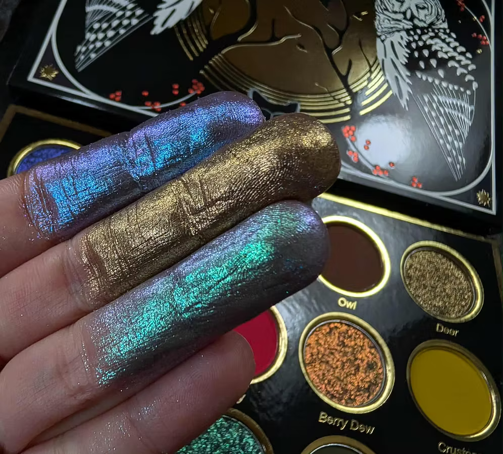 Shivering Owls Eyeshadow Palette