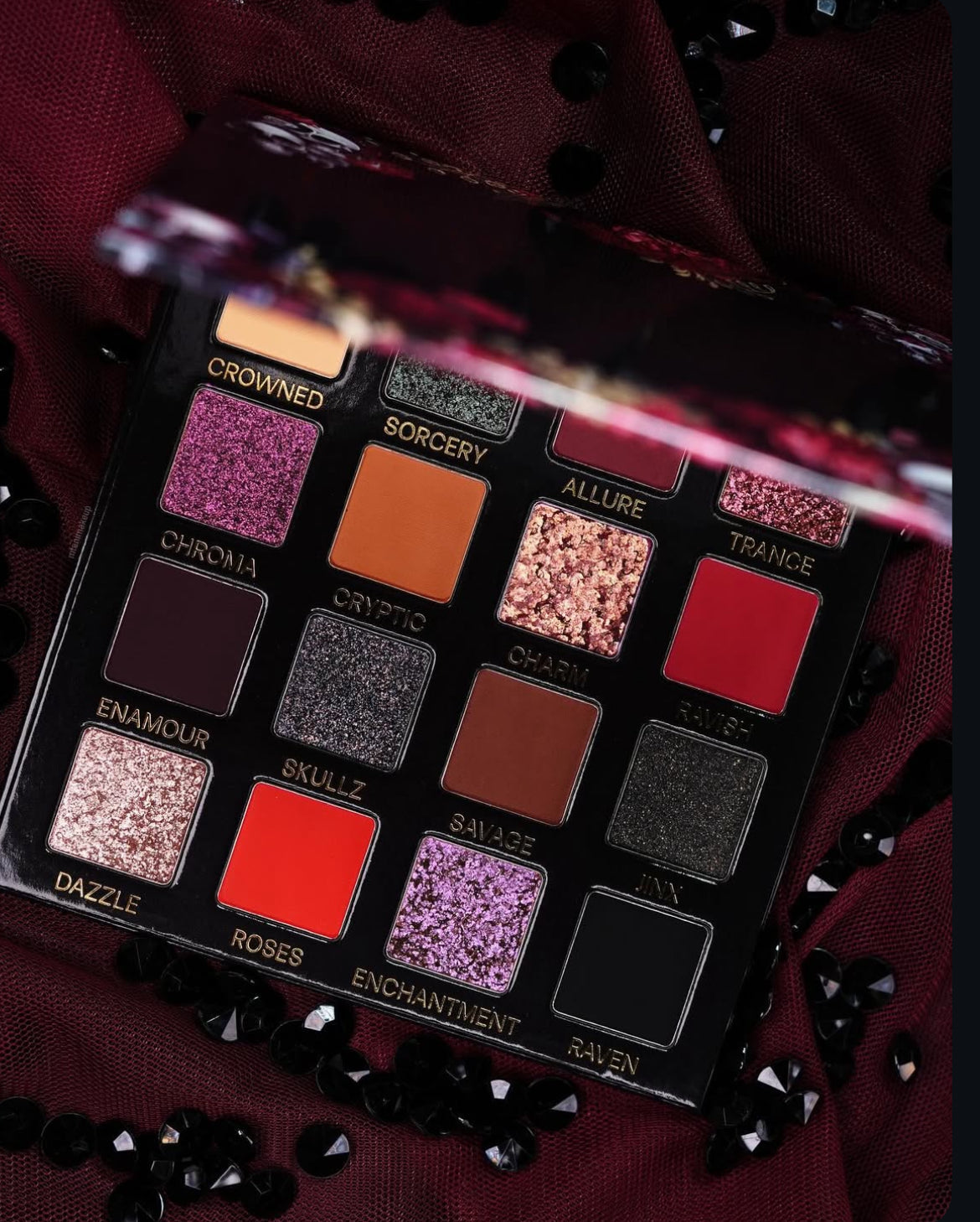 Skullz & Roses Eyeshadow Palette
