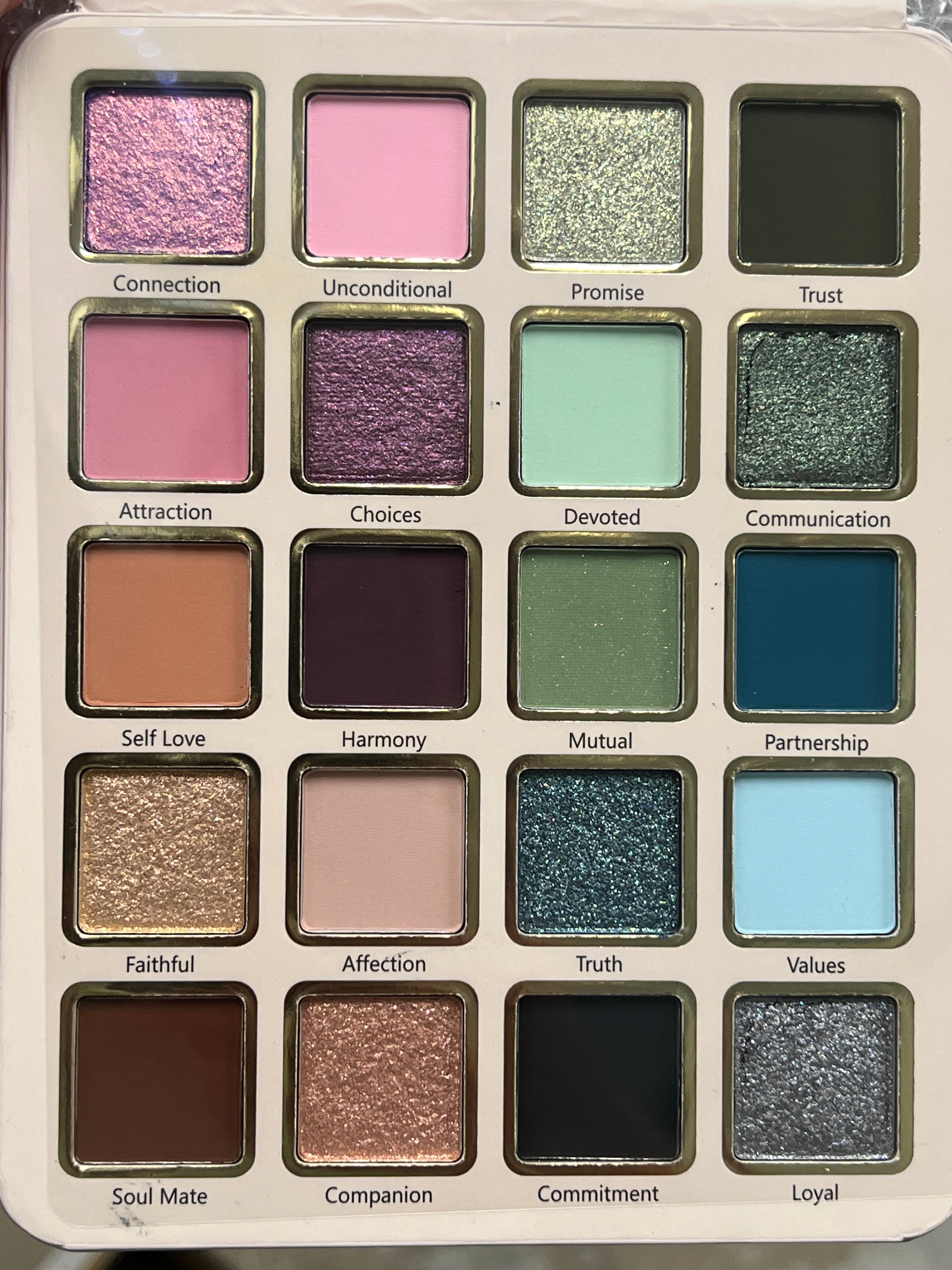 The Lovers Palette - 2. Wahl/ 1 Shade defekt