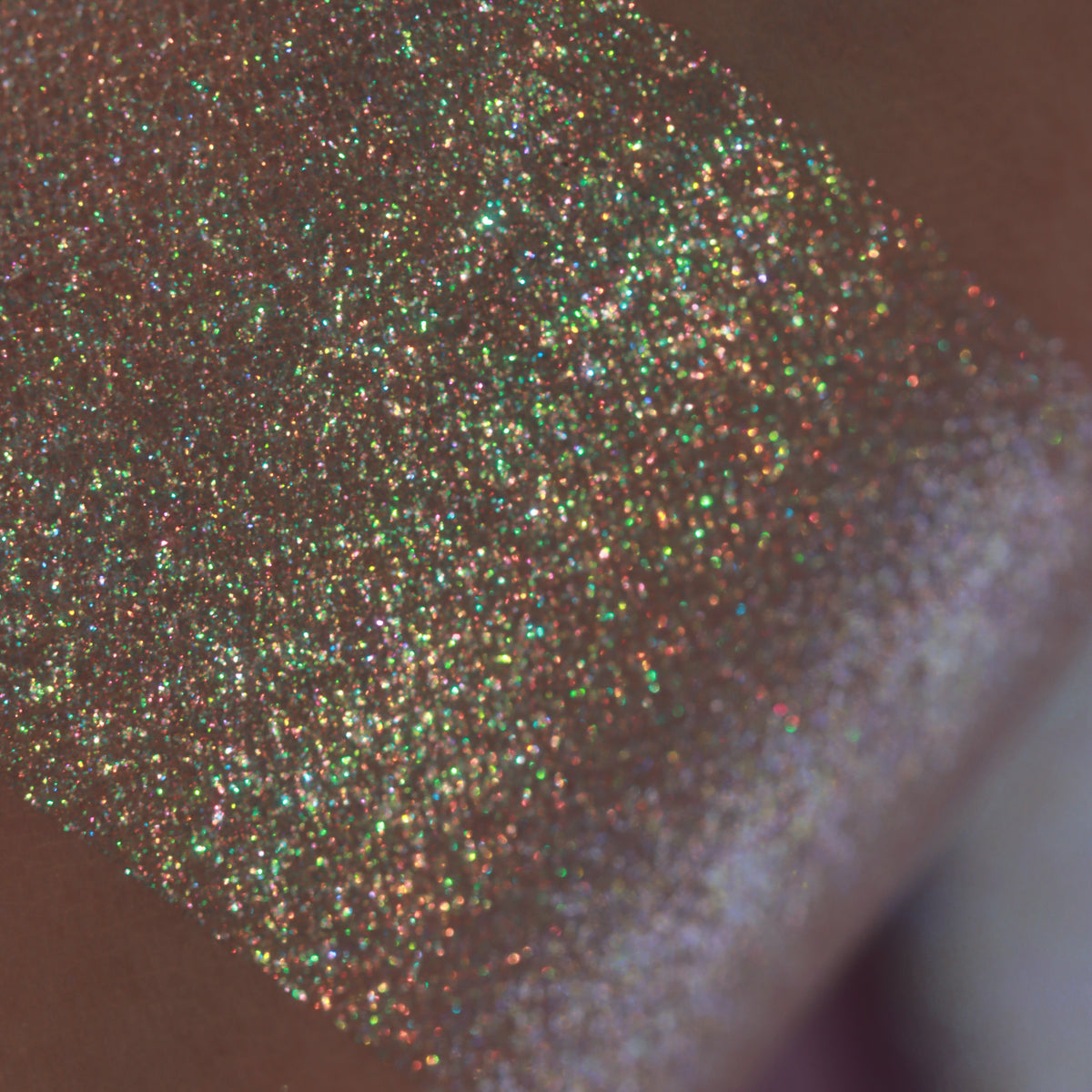"Ghostie Glimmer" Highlighter