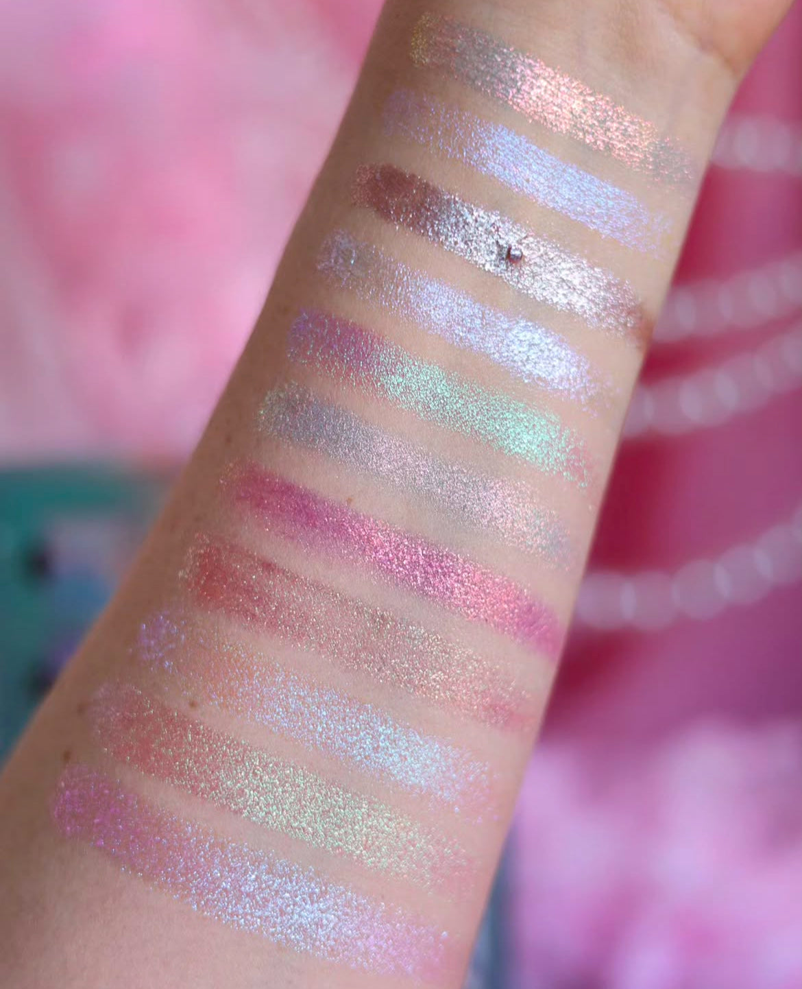 GLOW Eyeshadow Palette