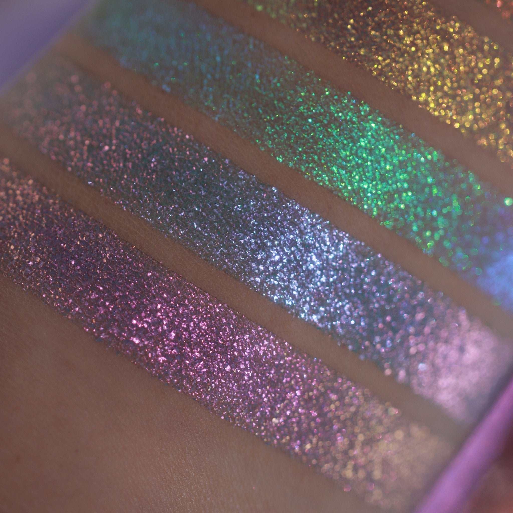 On Topper the World Palette