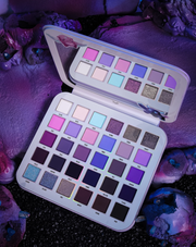 "Gleam X Gloom" Artistry Palette