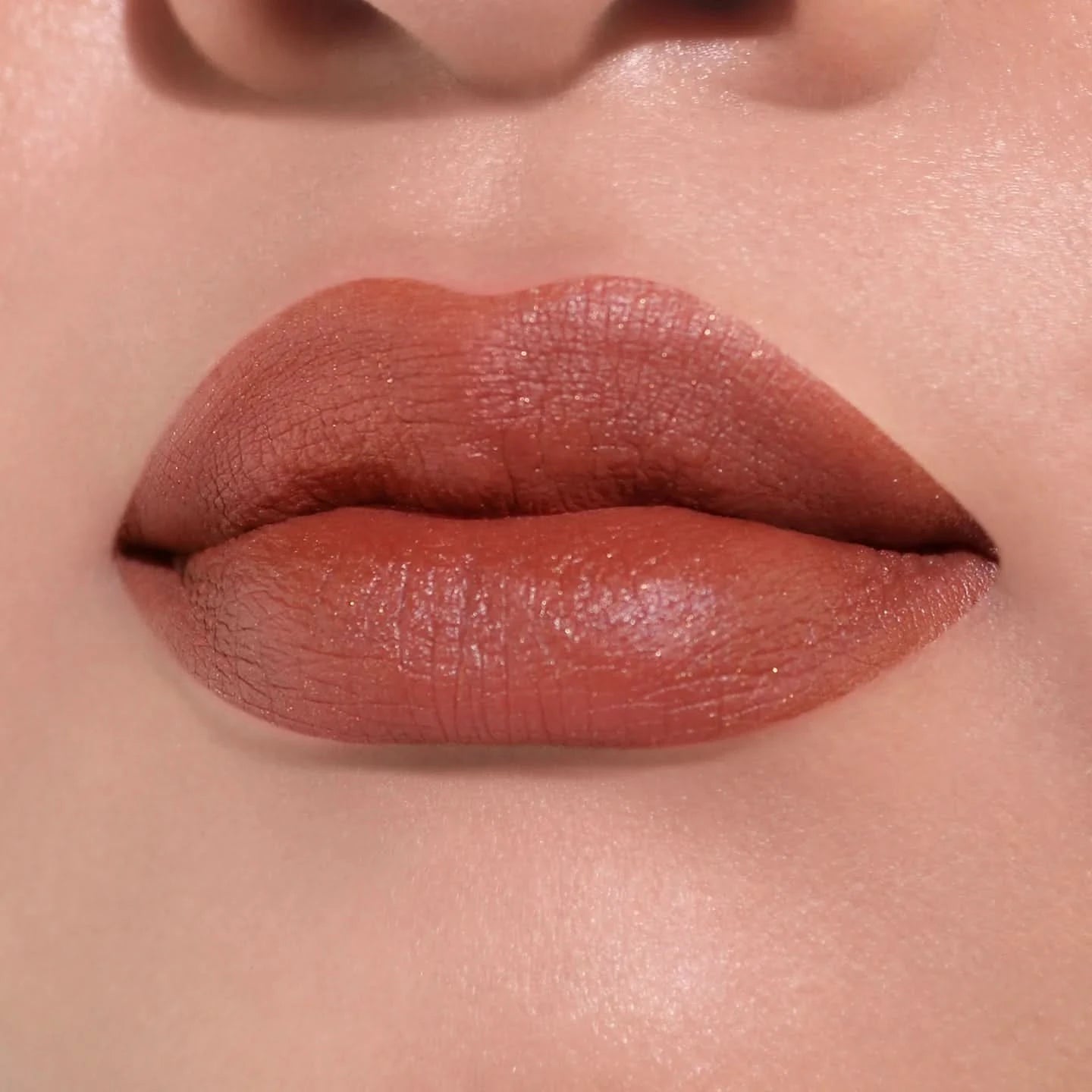 Psycho Shimmer Lipstick