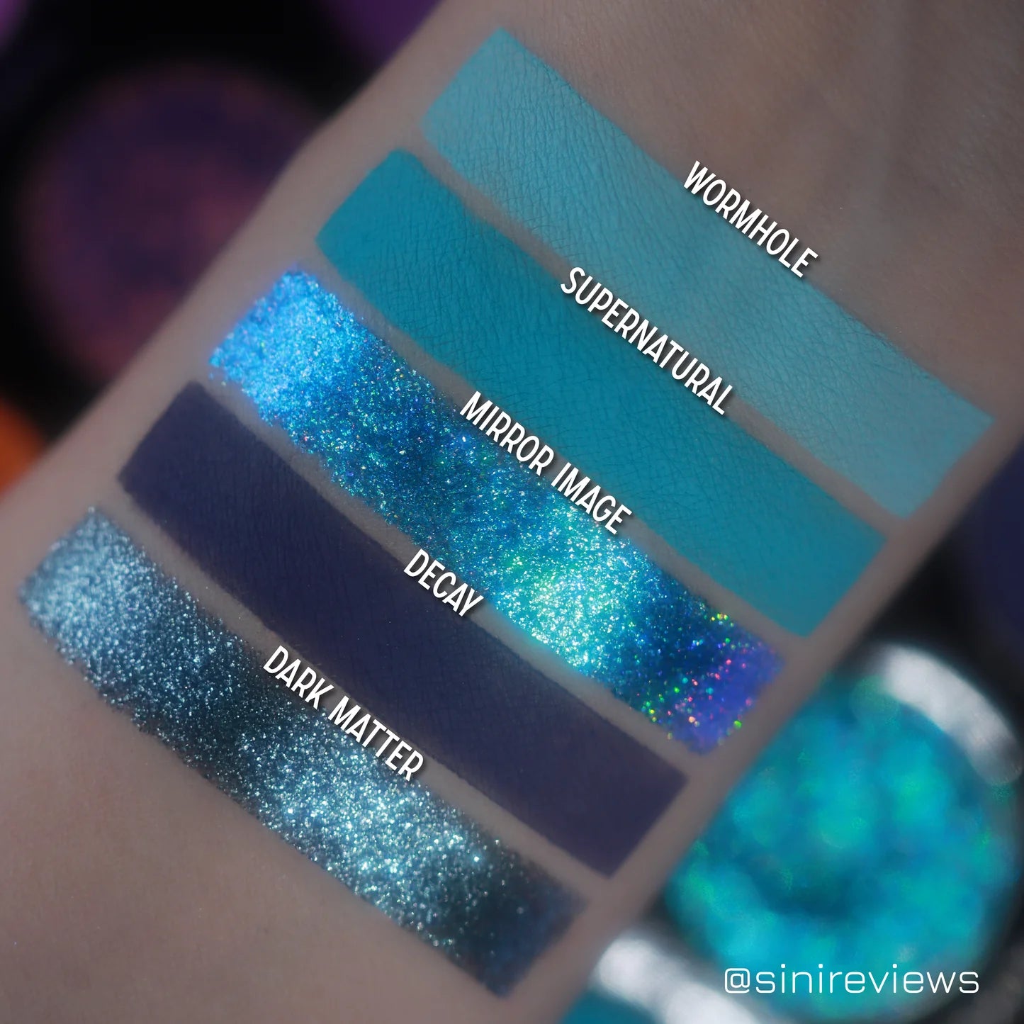 Dark Dreamscape Magnetic Palette