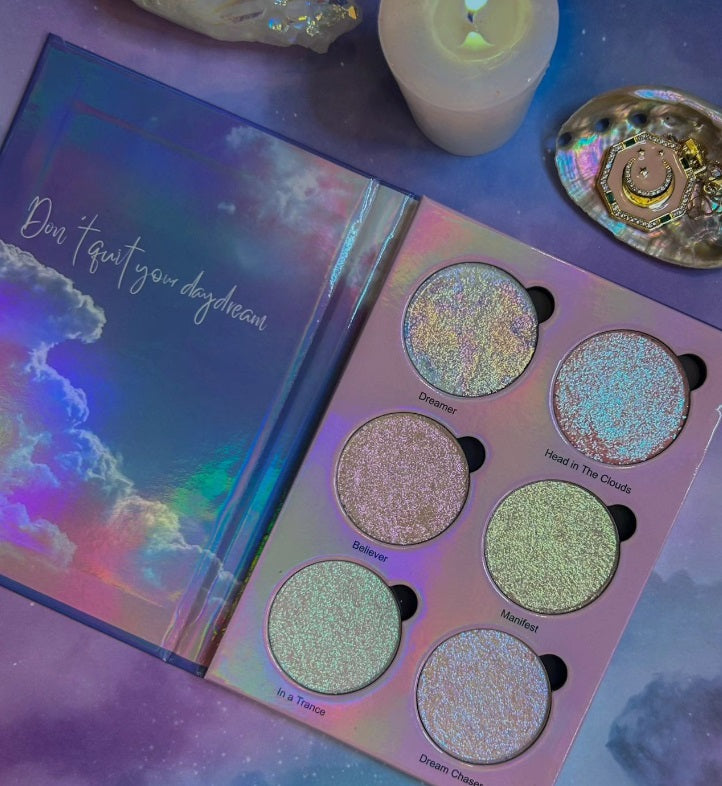 Daydreamer Highlighter Palette