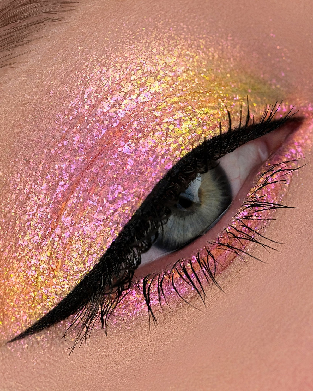 Drama Queen Opal Moonstone Loose Eyeshadow – Karla Cosmetics