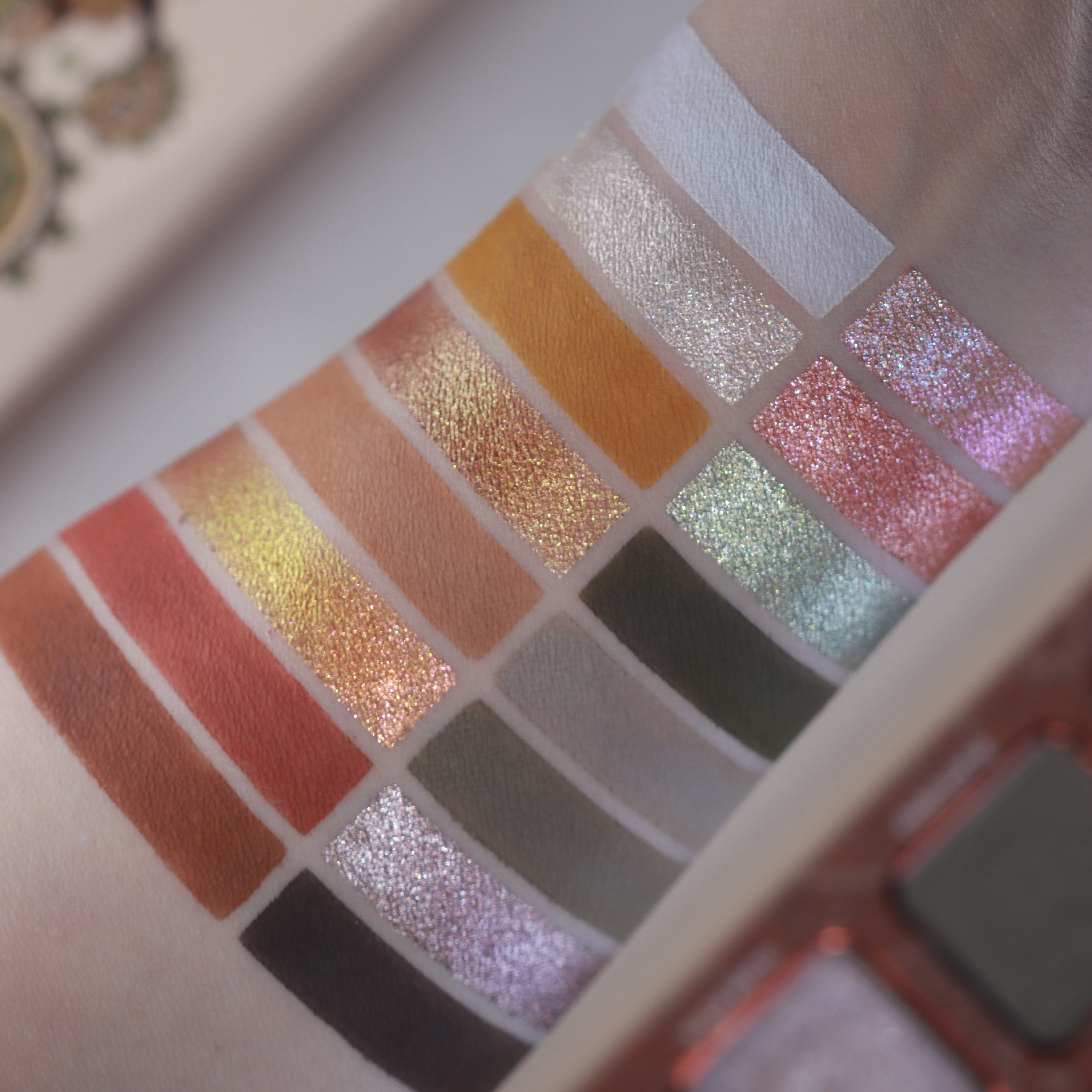 Paisley Hoot Palette