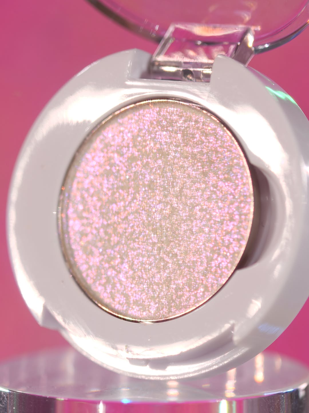 "Ghastly Gleam" Single Eyeshadow – Bild 3