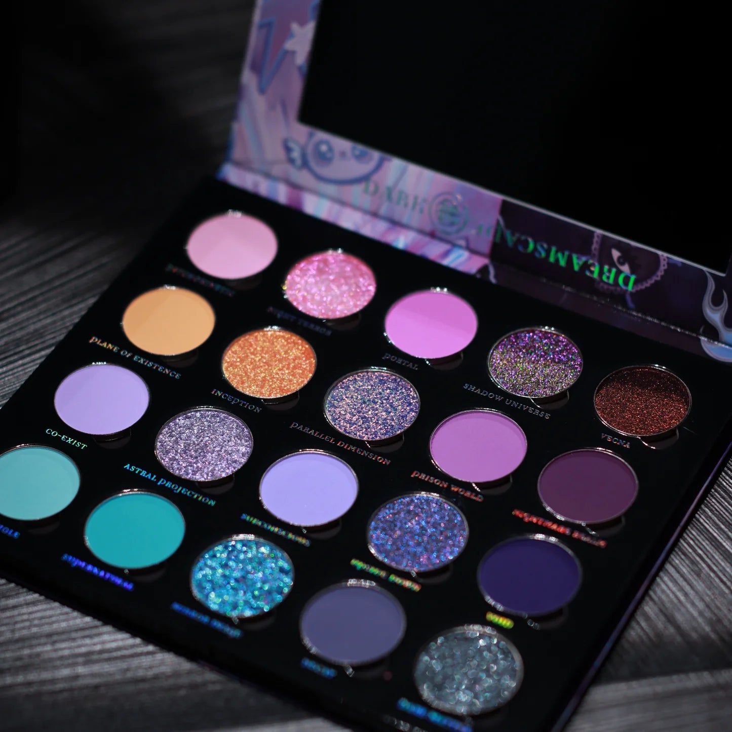 Dark Dreamscape Magnetic Palette