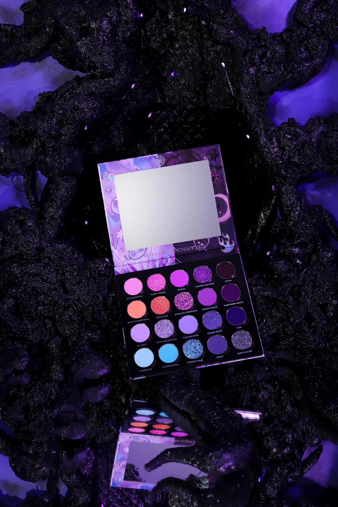 Dark Dreamscape Eyeshadow Palette
