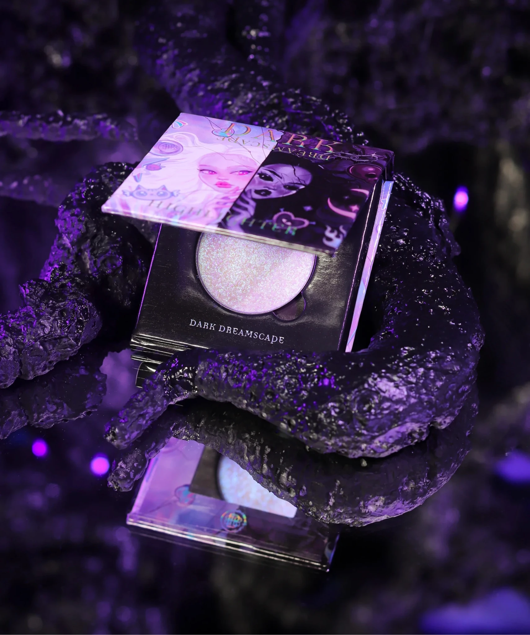 Dark Dreamscape Magnetic Highlighter