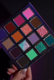 Sweethearts & Secrets Eyeshadow Palette