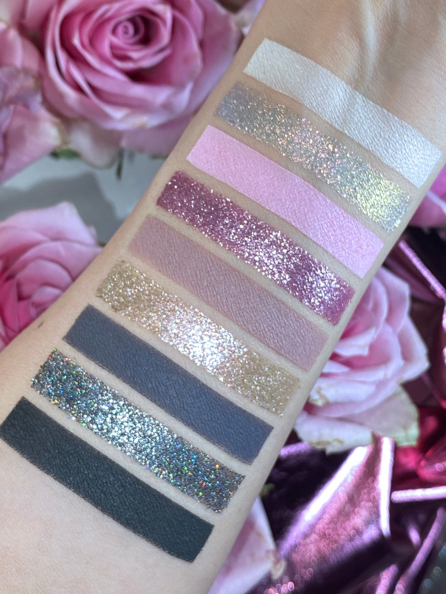 Paleta cieni do powiek Morally Grey