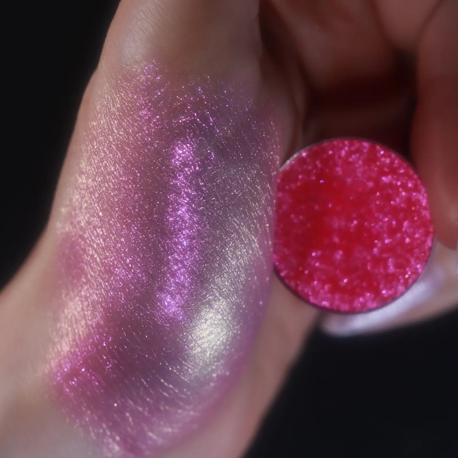 Multichrome Shadow Singles - Magnetic 26mm