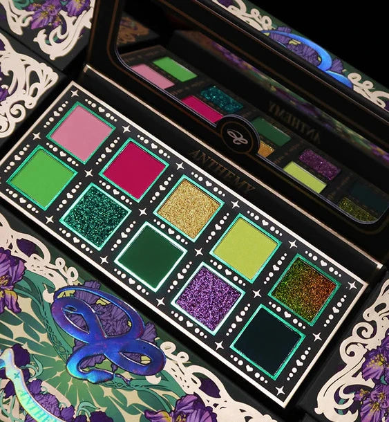 Gaze d'émeraude du serpent