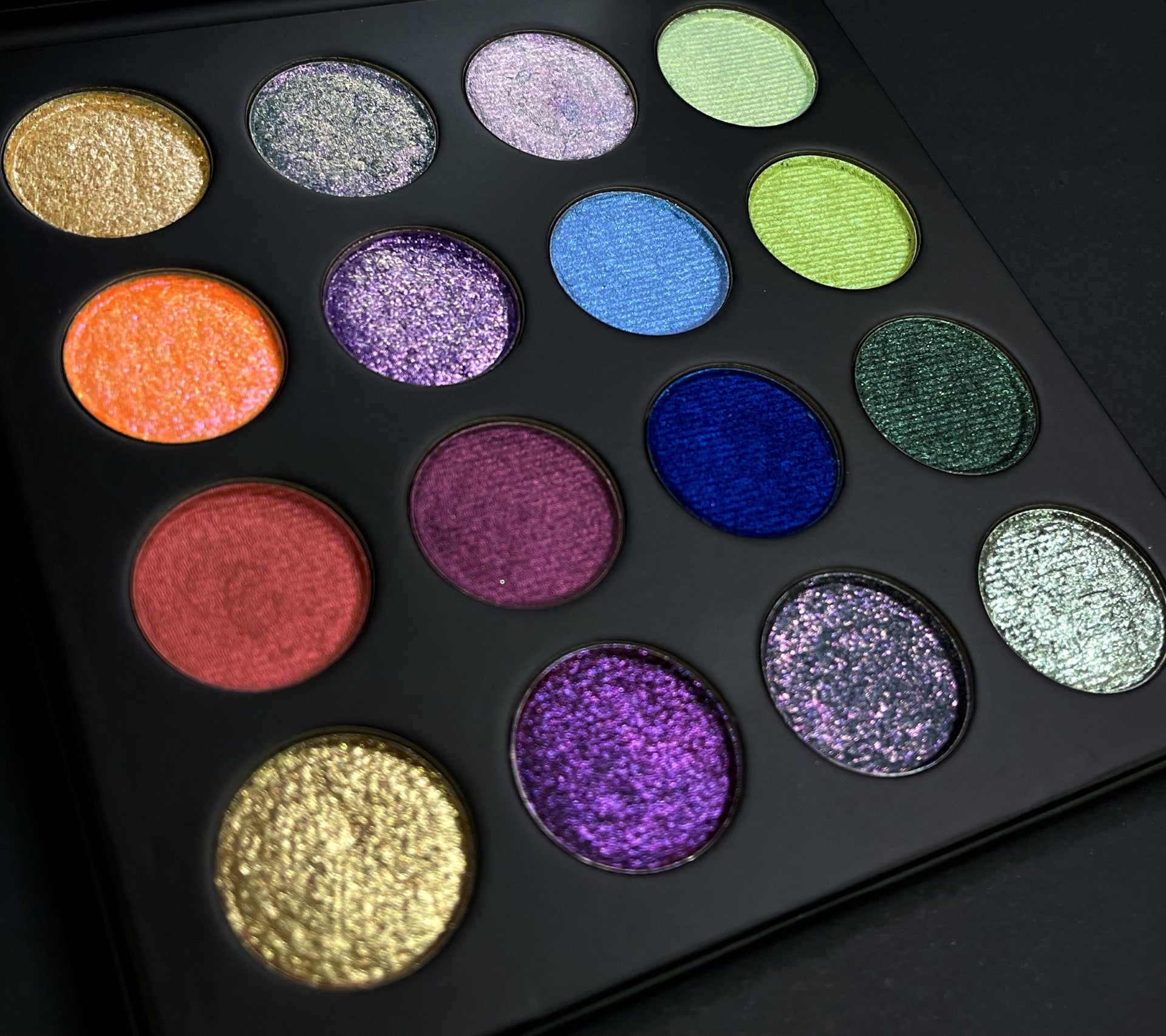 Paleta Unearthly Aura