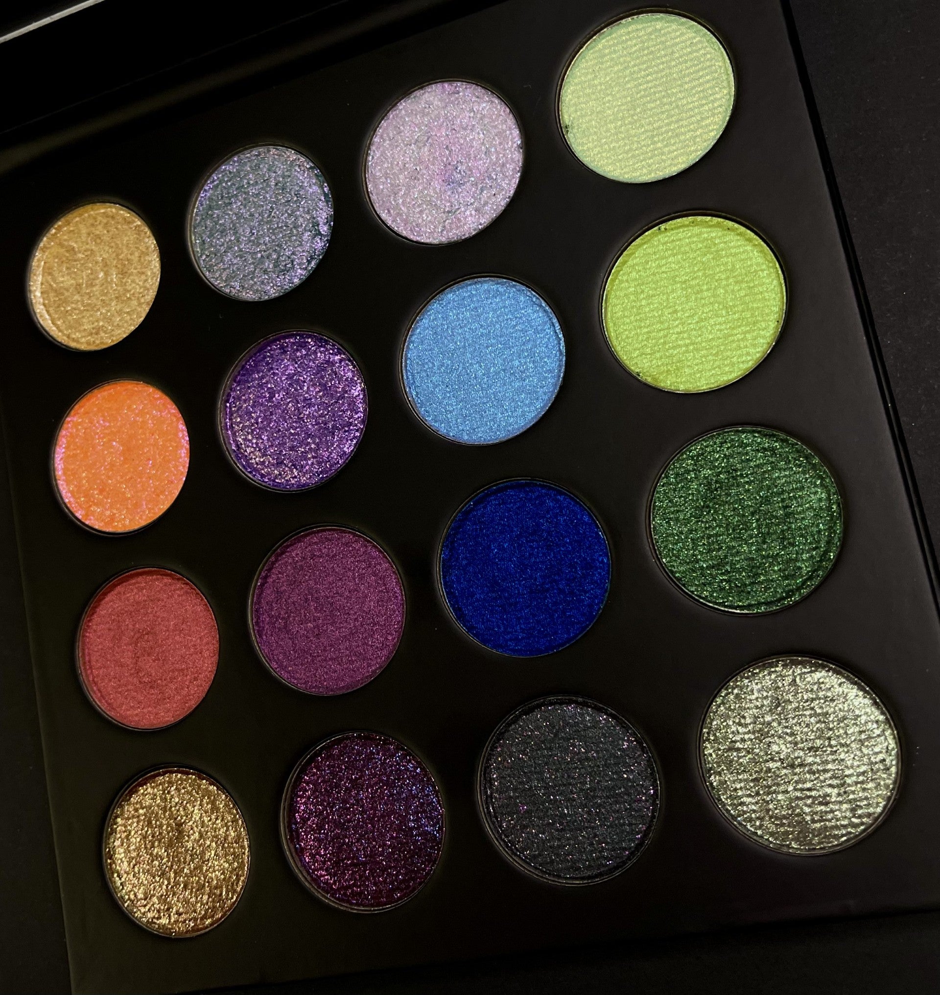 Paleta Unearthly Aura