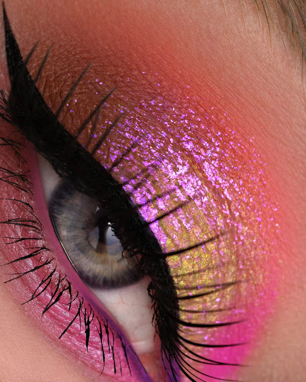 Multichrome Opal Eyeshadows - Cozy