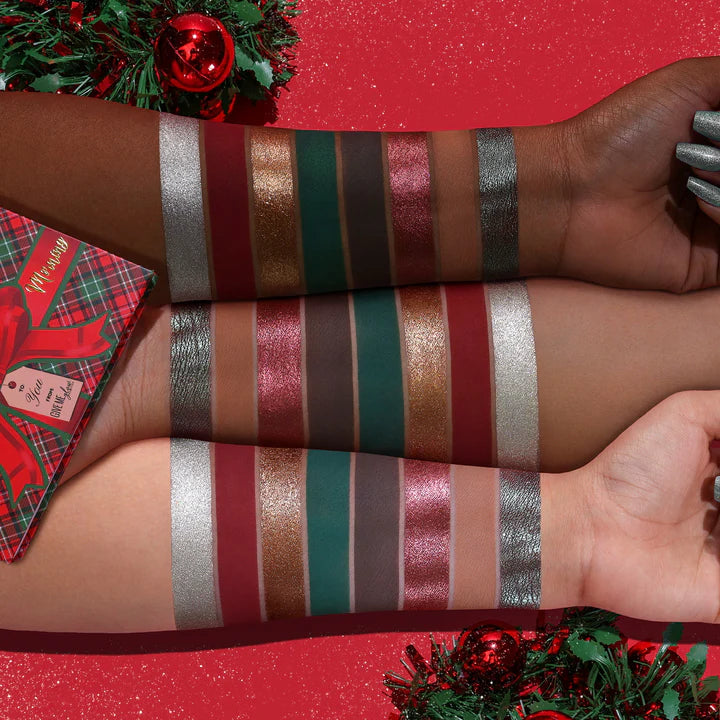 CHRISTMAS MORNING MINI