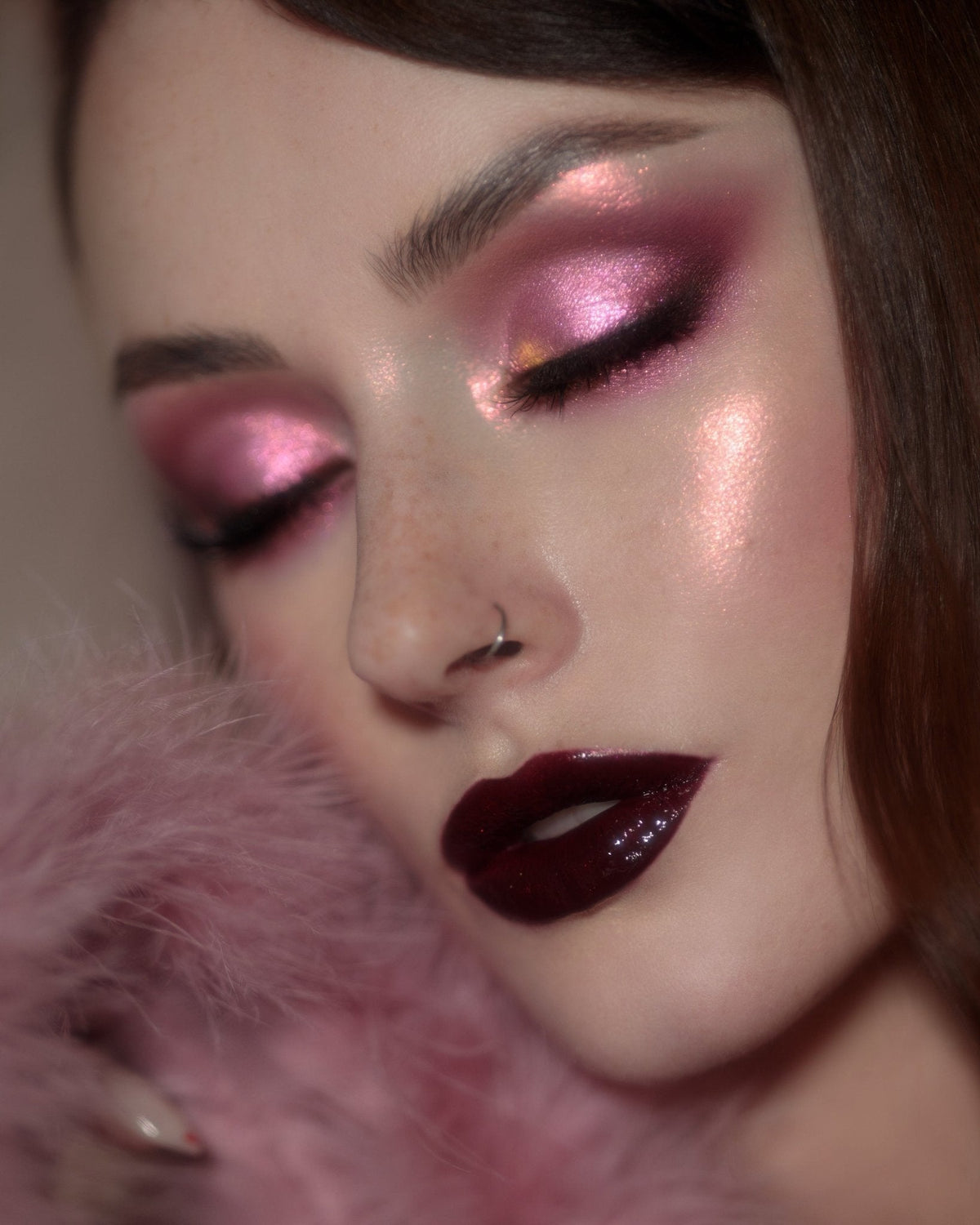 Romance Opal Multichrome Loose Eyeshadow