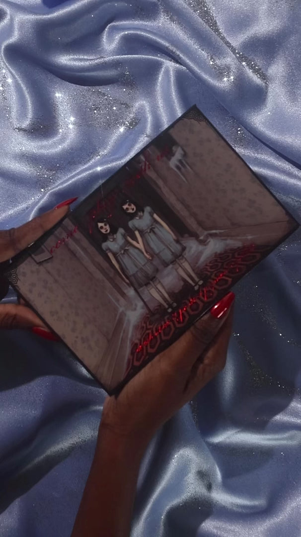 Video laden: Come play with us *magnetic*