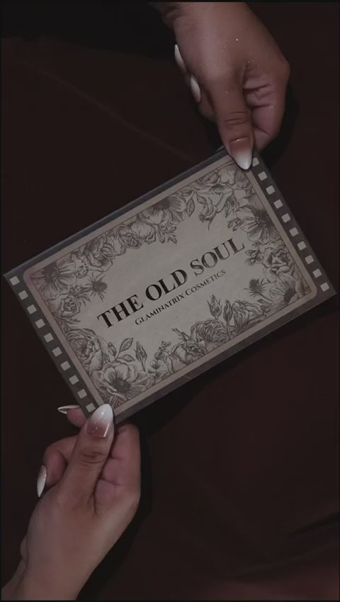Video laden: The Old Soul Eyeshadow Palette &amp; Coin