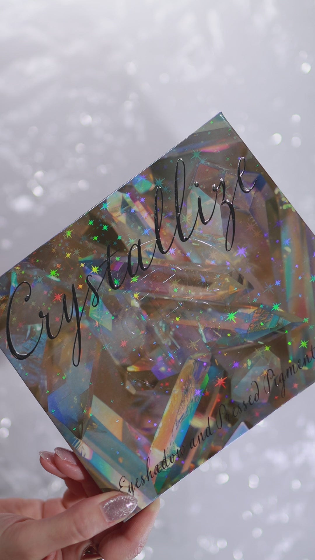 Cargar vídeo: Crystallize Eyeshadow Palette