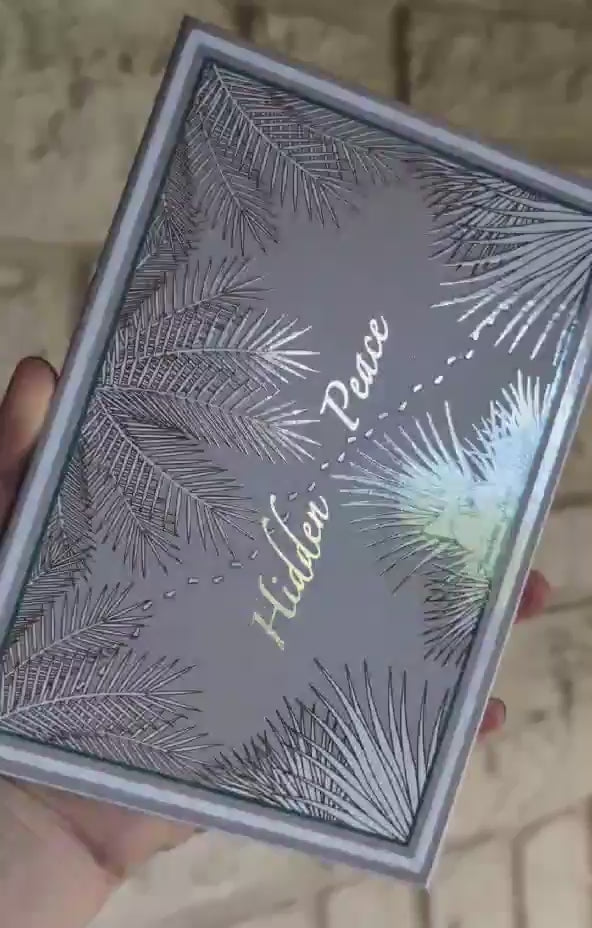 Video laden: Hidden Peace Eyeshadow Palette